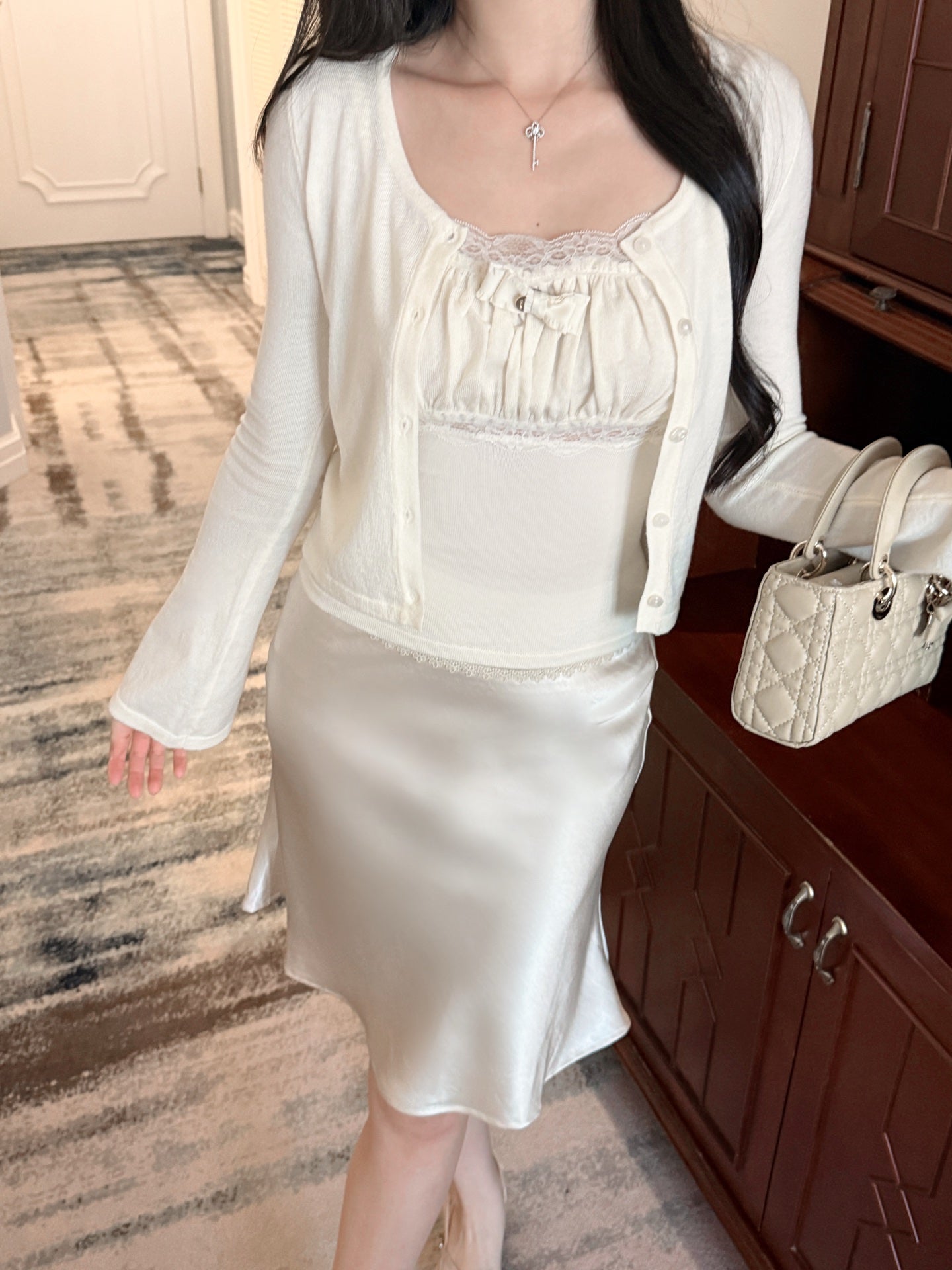 [Elegant] Lace Trim Satin High-Waist Midi Skirt (Q1355)