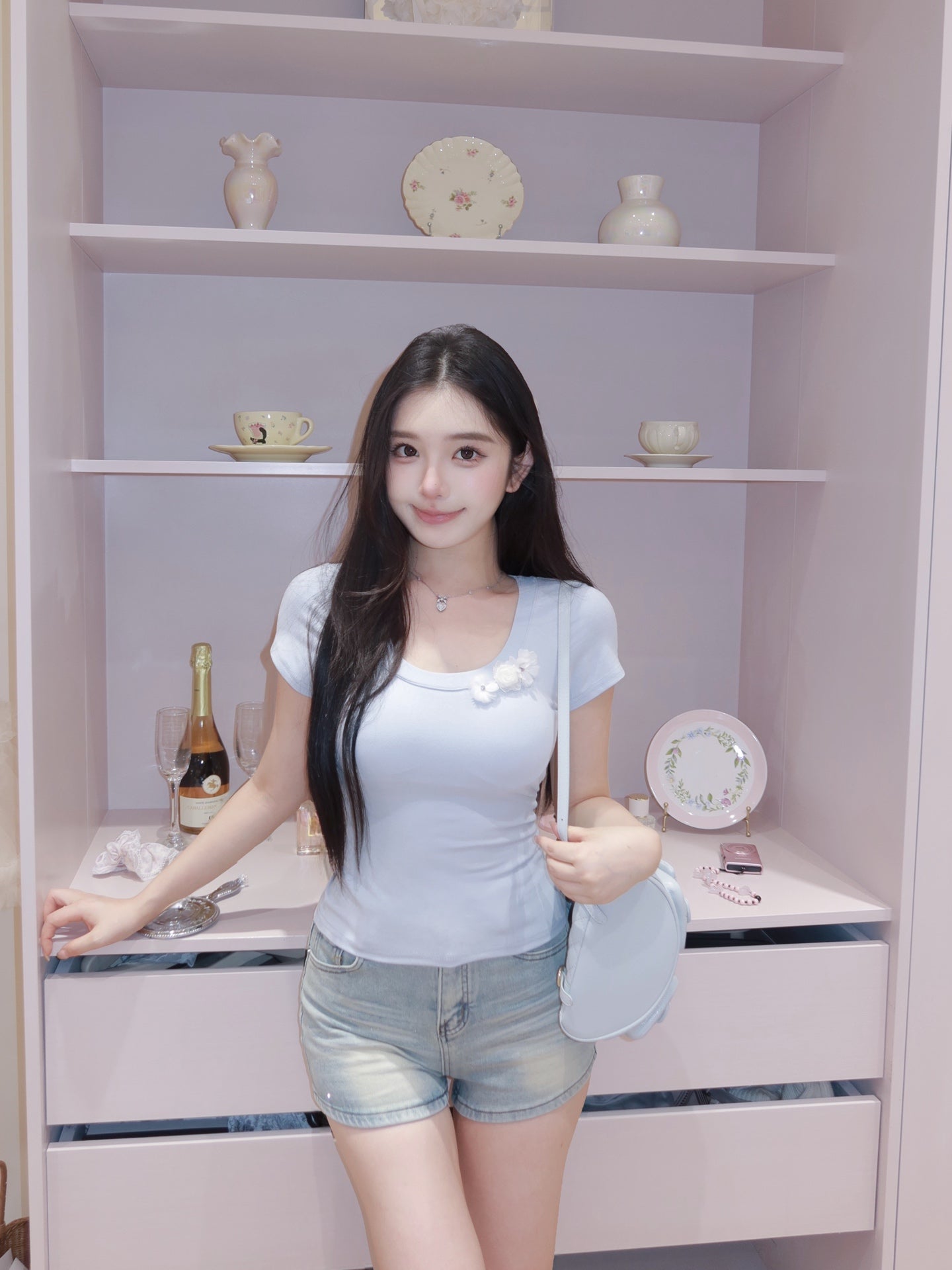 [Y2K] High-Waisted Sparkly Denim Shorts (QF095)