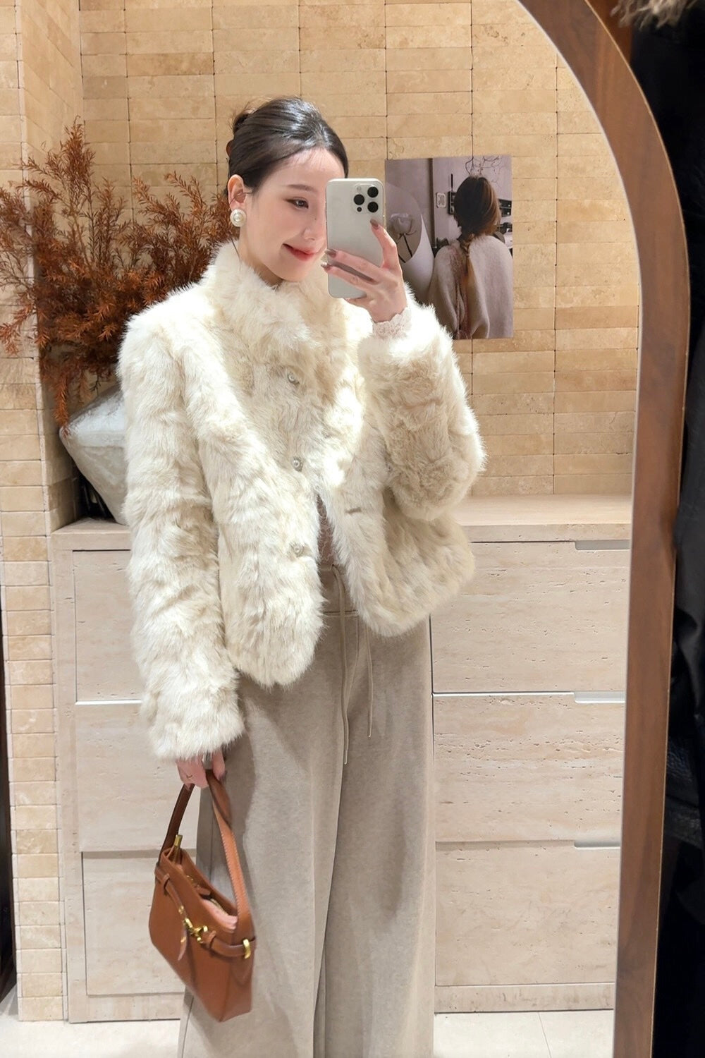 [Fluffy] Winter Synthetic Faux Fur Jacket