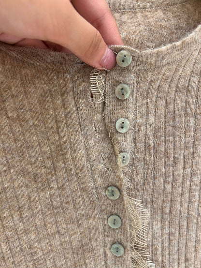 [Versatile] V-Neck Lace Basic Top