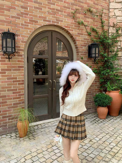 [Fluffy] Wool Cardigan with Fox Fur Hood