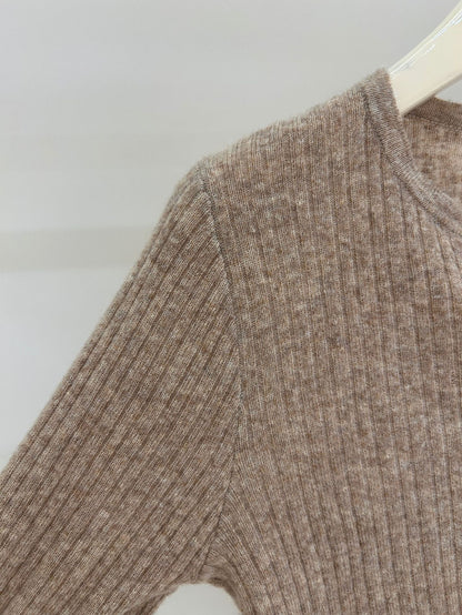 [Versatile] V-Neck Lace Basic Top