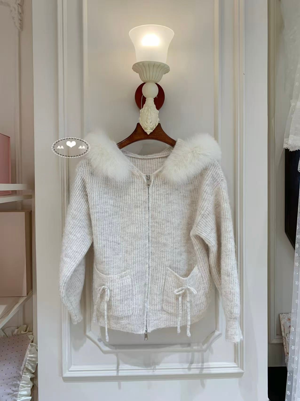 [Girly] 100% Wool Zip-up Sweater (Fox Fur Hat)