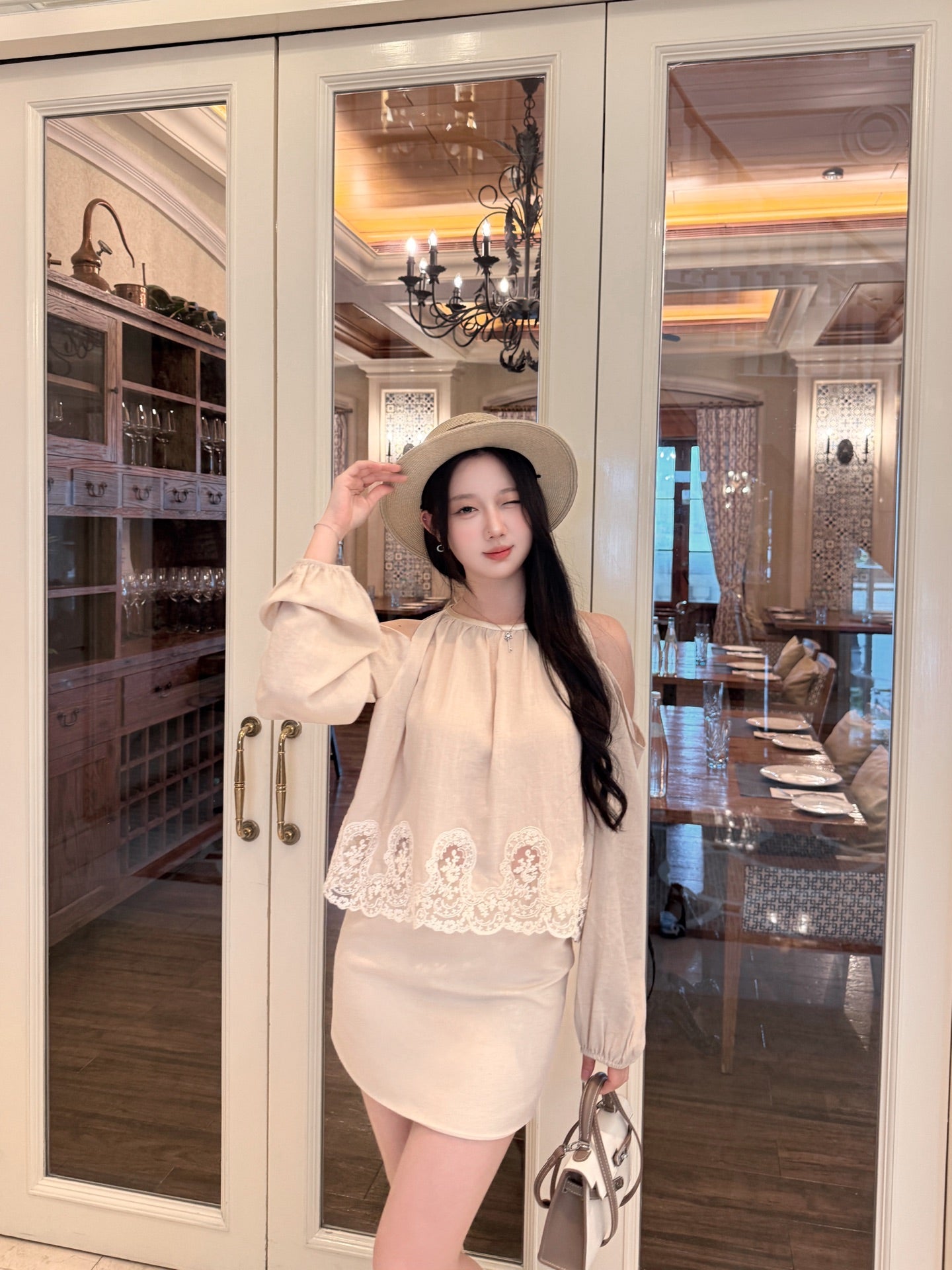 [Vacation] Halter Off-Shoulder Top and Skirt Two-Piece Set (Q1358)