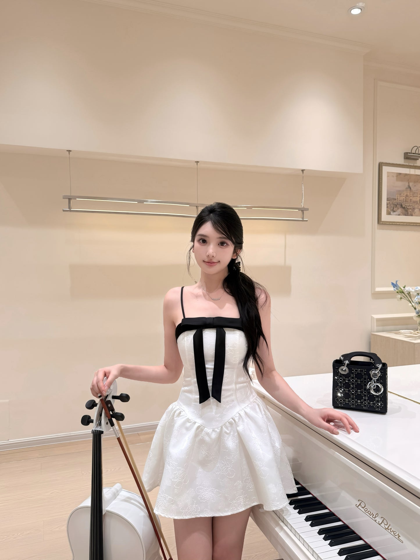 [Girly] Ribbon Spaghetti-strap dress (Q1088)