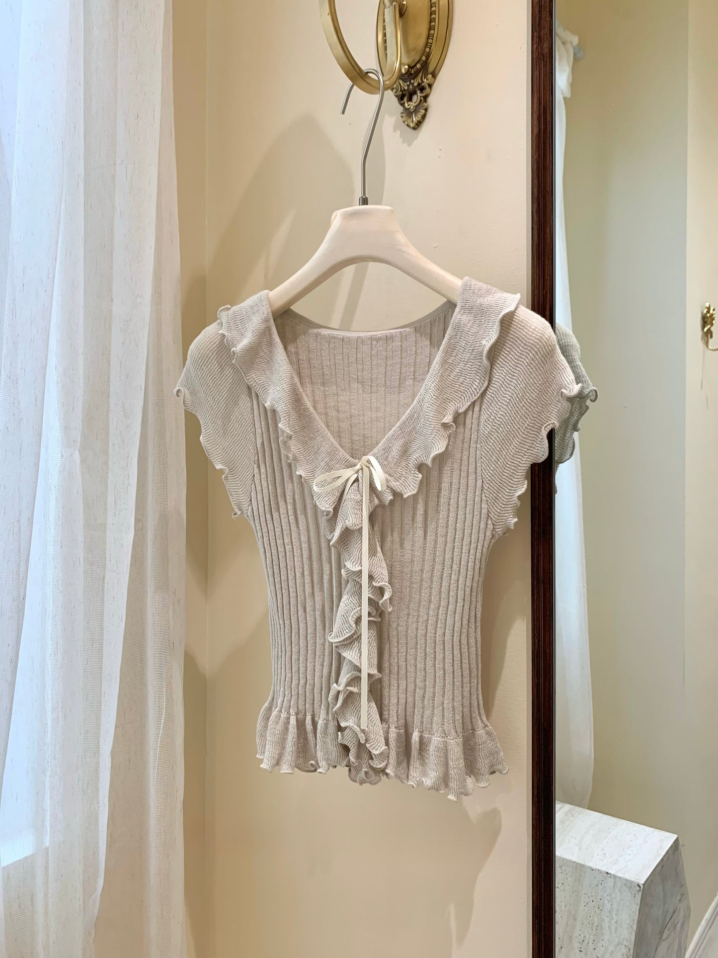 [Girly] Ruffle Flutter Sleeve Knit Top (QF031)