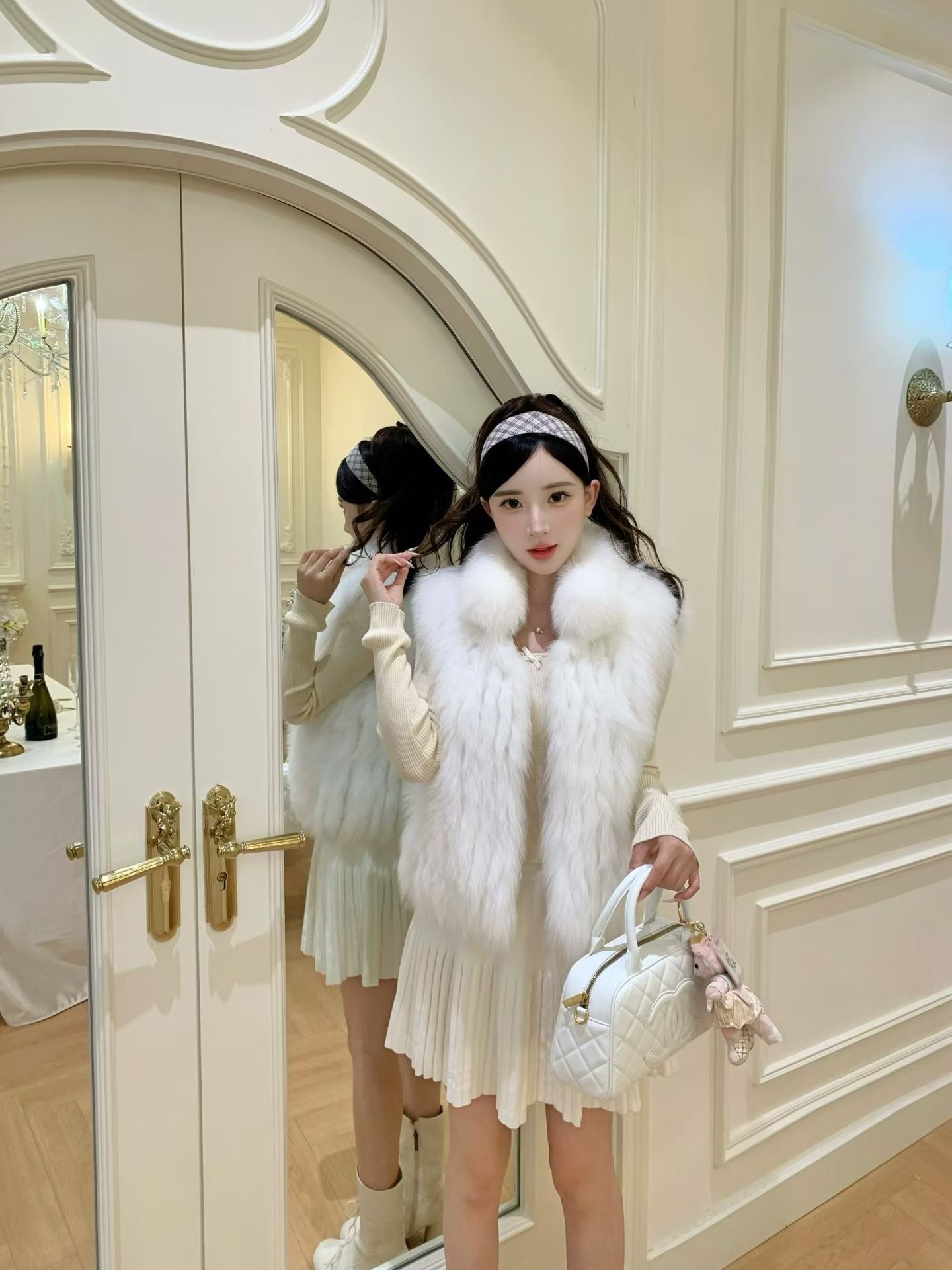 [Luxury] Elegant Fluffy Fox Fur Vest