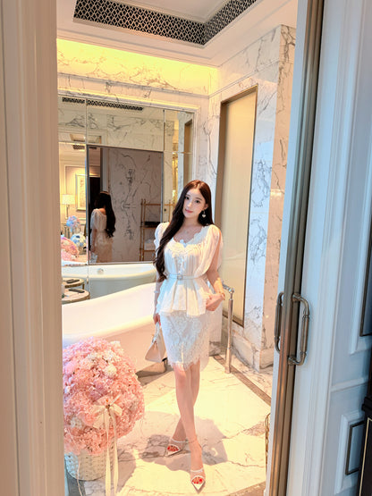 [Coquette] Chiffon Lace V-neck Blouse with Belt (Q1209)