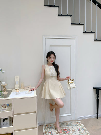 [Workwear] Girly Lace Slimfit Dress (Q1152)