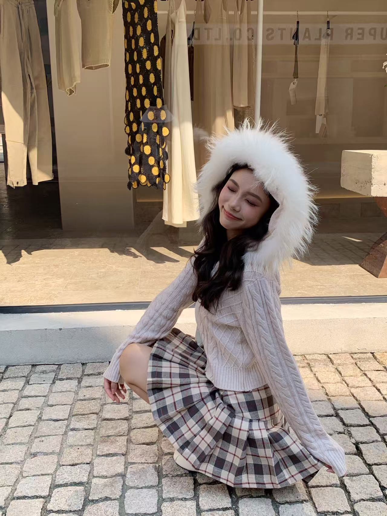 [Fluffy] Wool Cardigan with Fox Fur Hood