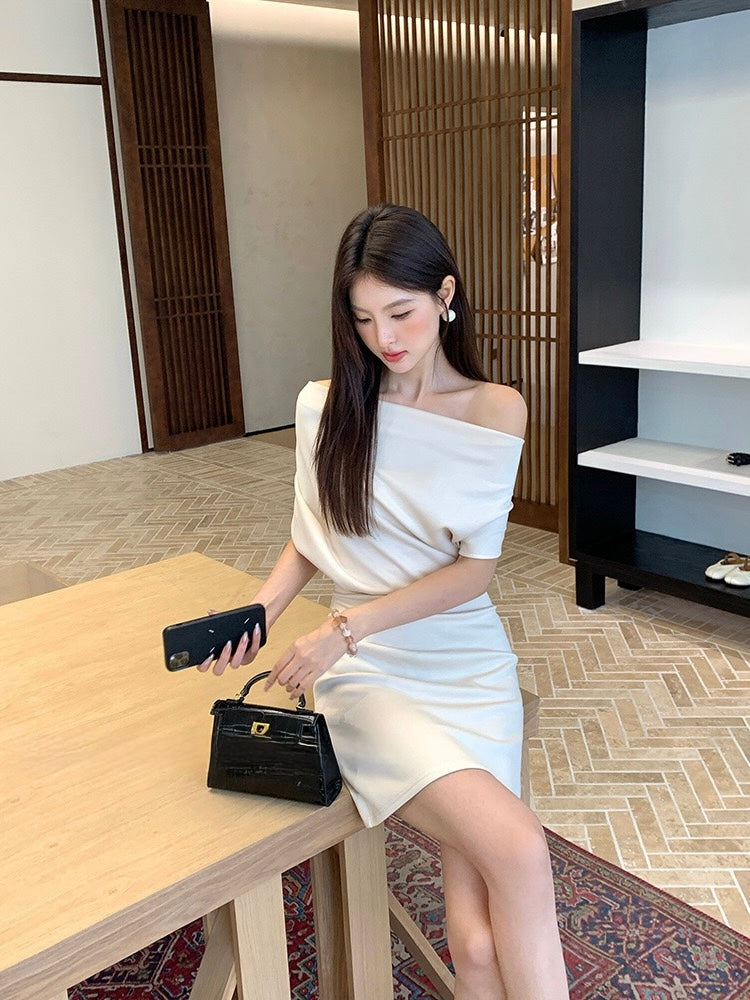 [Girly] Off-shoulder Fitted Dress