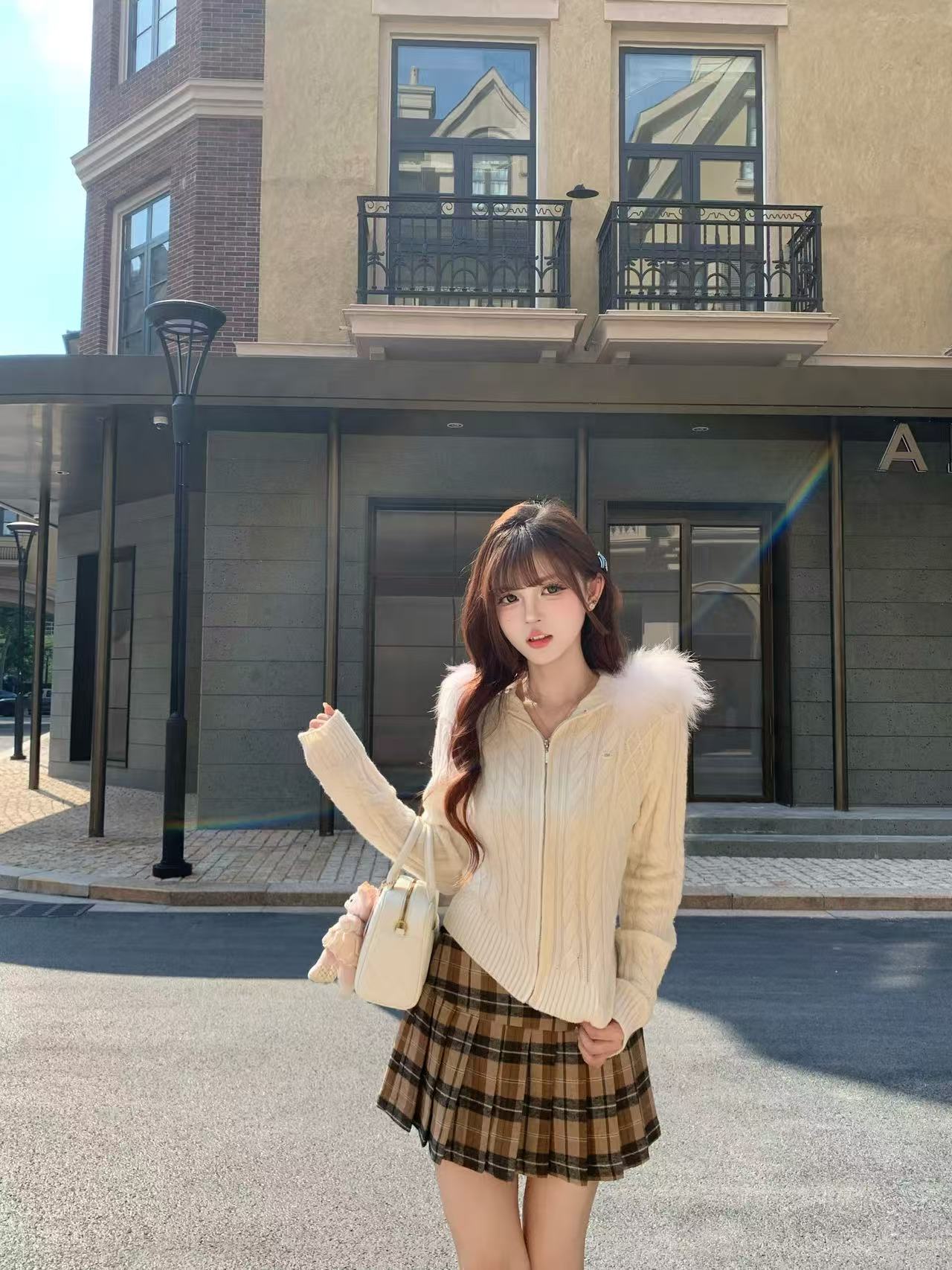 [Fluffy] Wool Cardigan with Fox Fur Hood