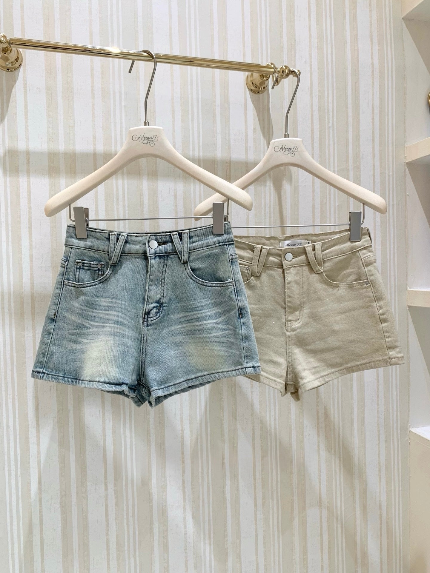 [Y2K] High-Waisted Sparkly Denim Shorts (QF095)