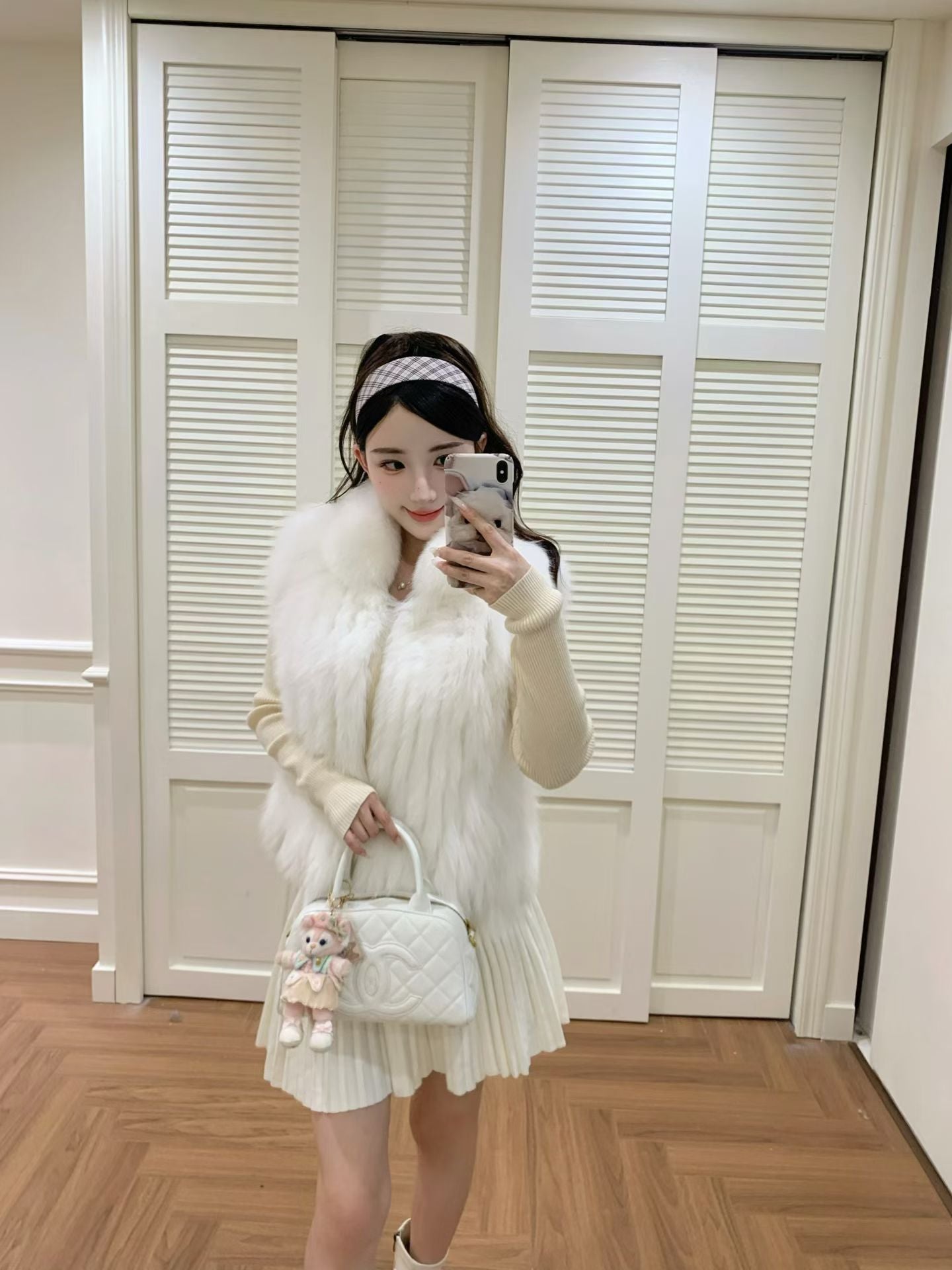 [Luxury] Elegant Fluffy Fox Fur Vest