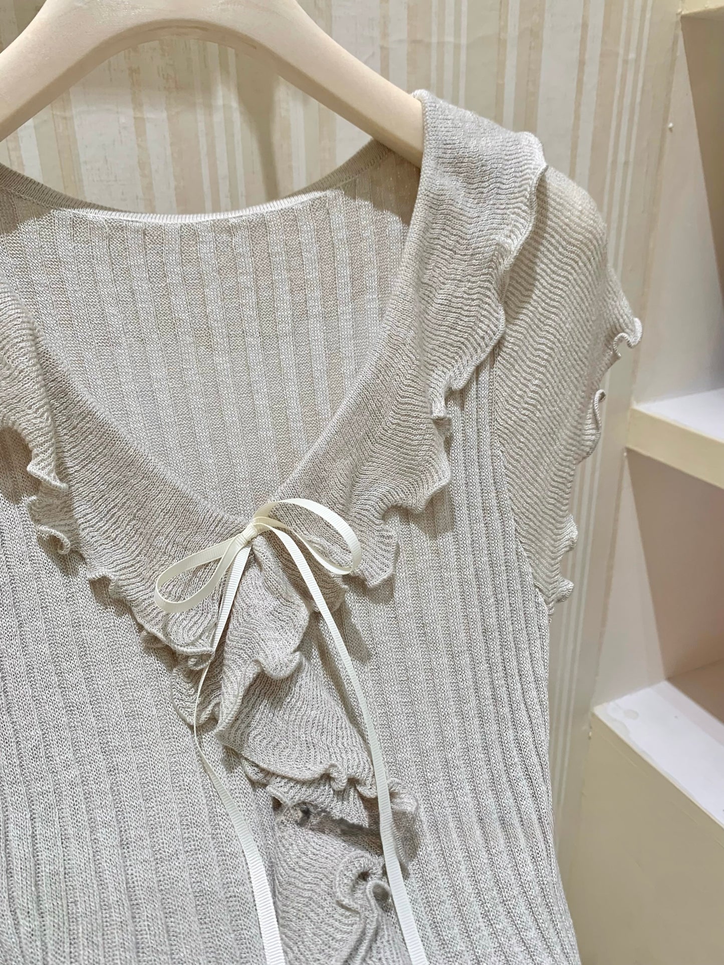 [Girly] Ruffle Flutter Sleeve Knit Top (QF031)