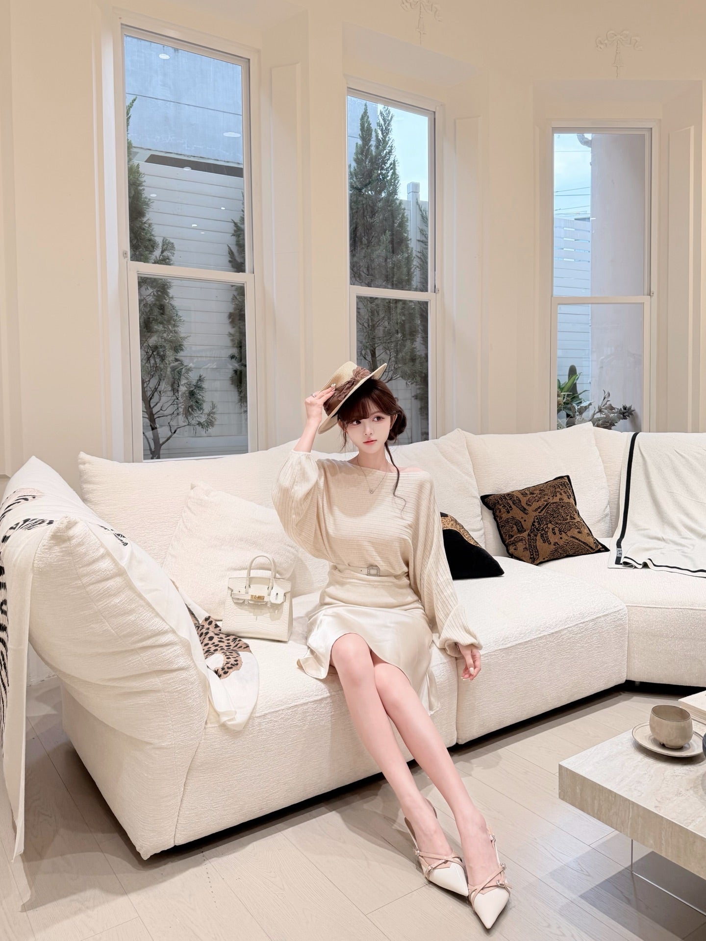 [Dating] Off-Shoulder Batwing Knit Top with Belt (QH-022)