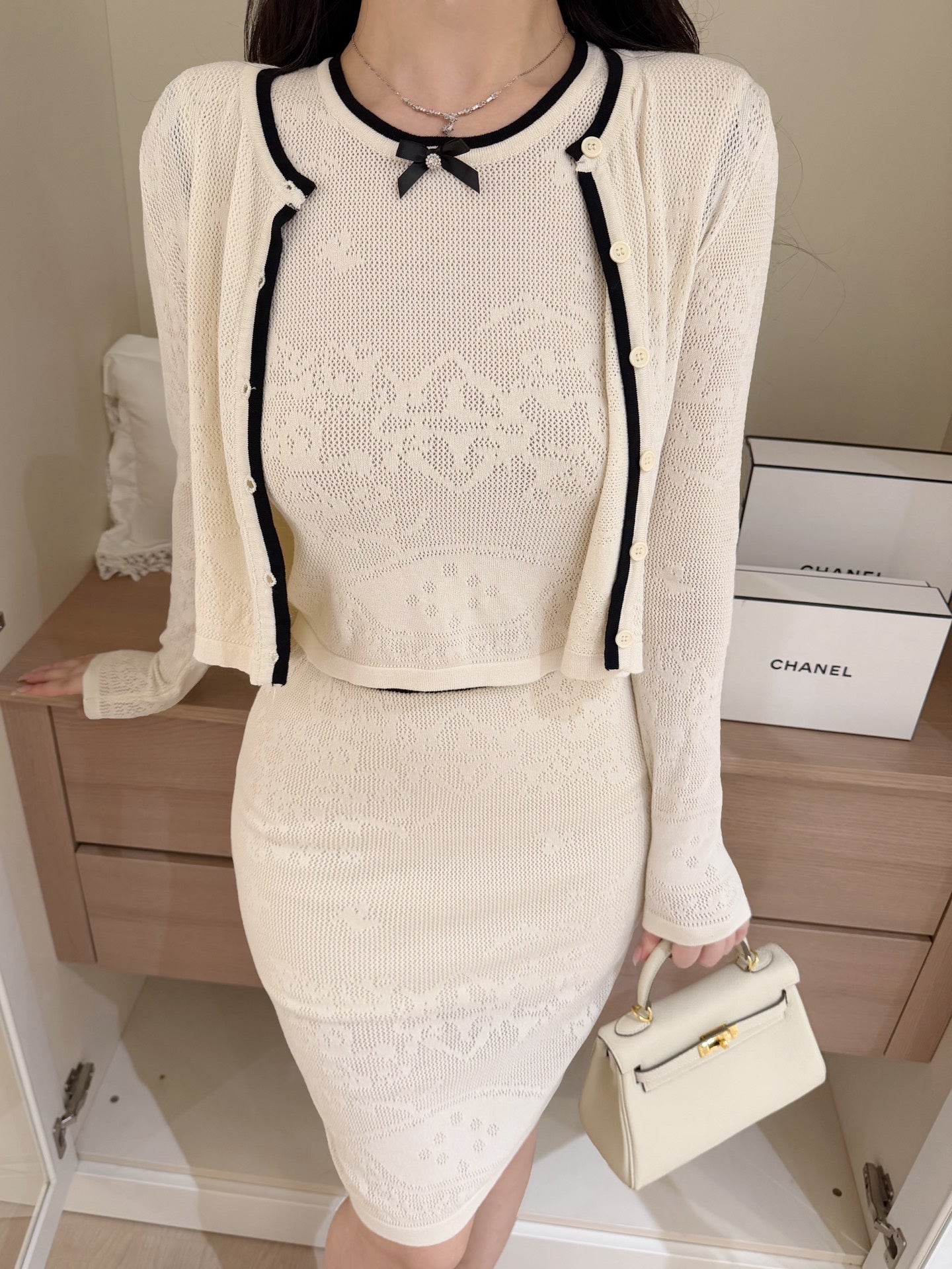 [Workwear] French Contrast Trim Lace Knit Cardigan and Skirt Set (QH-09)⁠