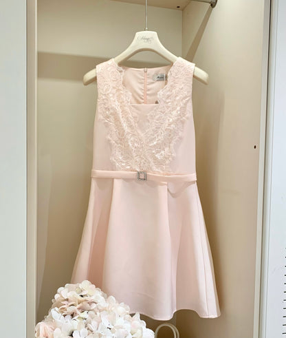 [Elegant] Sleeveless V-Neck Lace Cocktail Dress (Q1210)