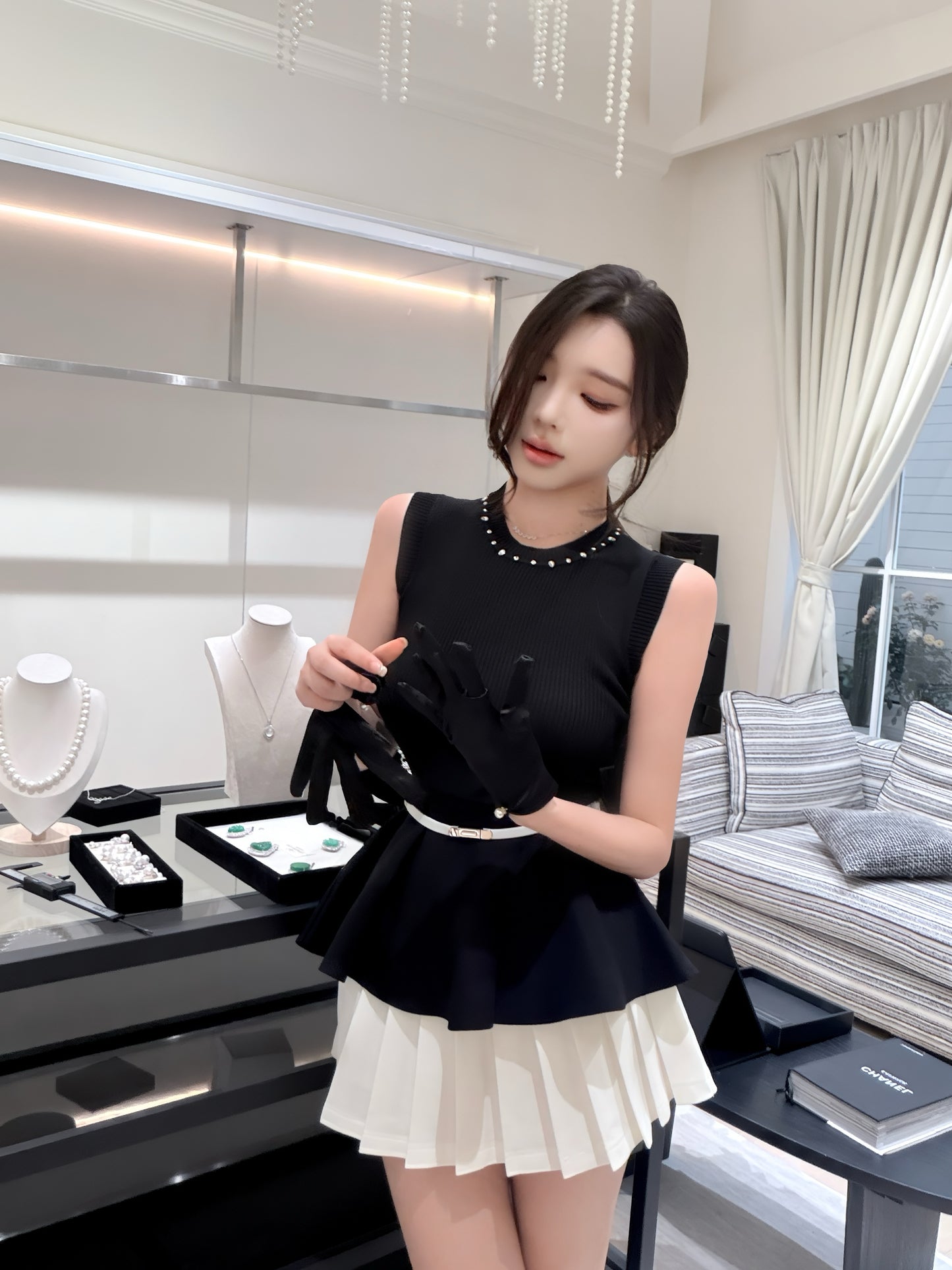 [Chic] Low Rise Pleated Schoolgirl Skirt (QF085)