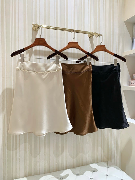 [Elegant] Lace Trim Satin High-Waist Midi Skirt (Q1355)