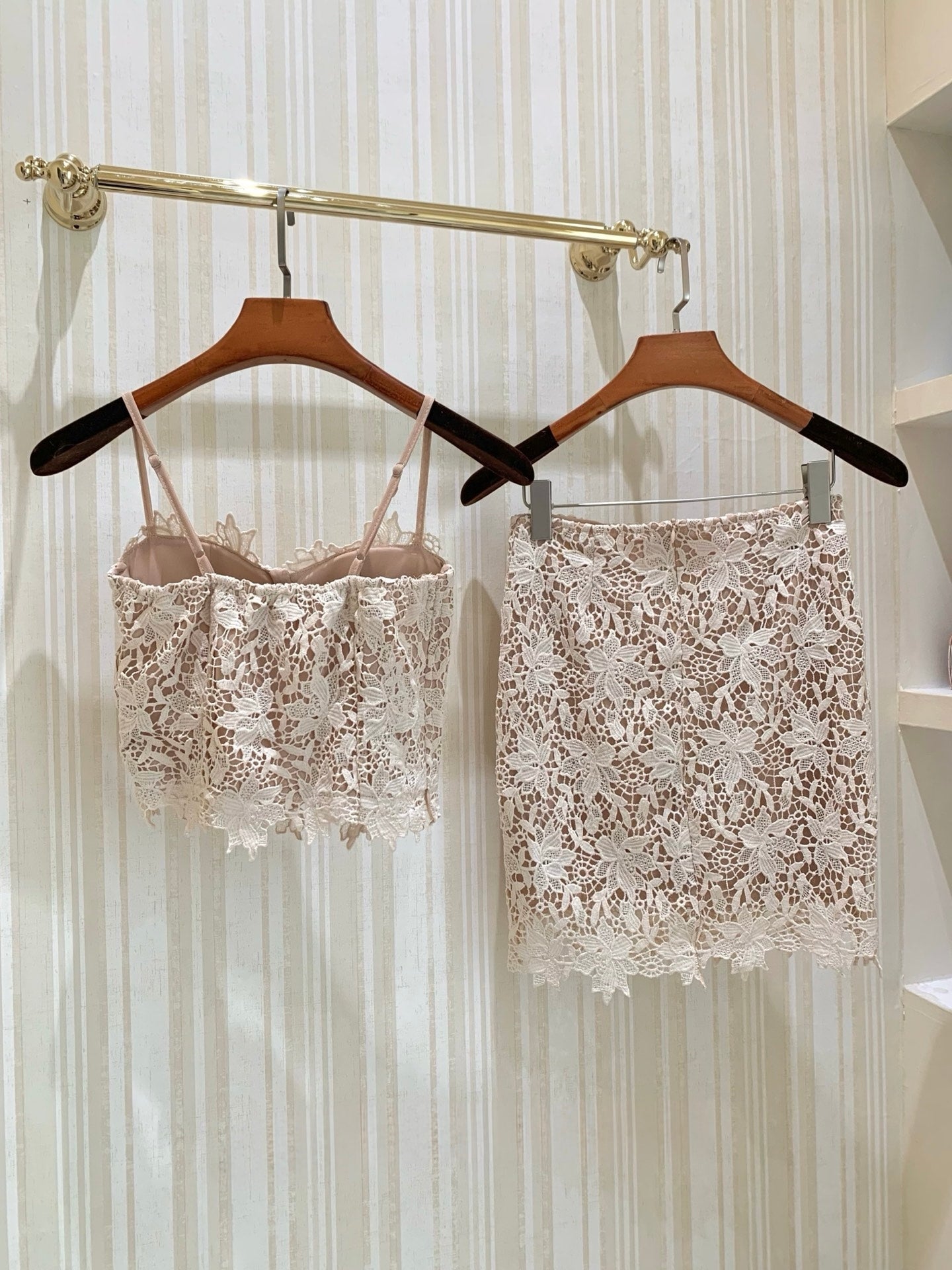 ⁠[Girly] Coquette Floral Lace Camisole and High-Waist Skirt Two-Piece Set (QH-019)⁠