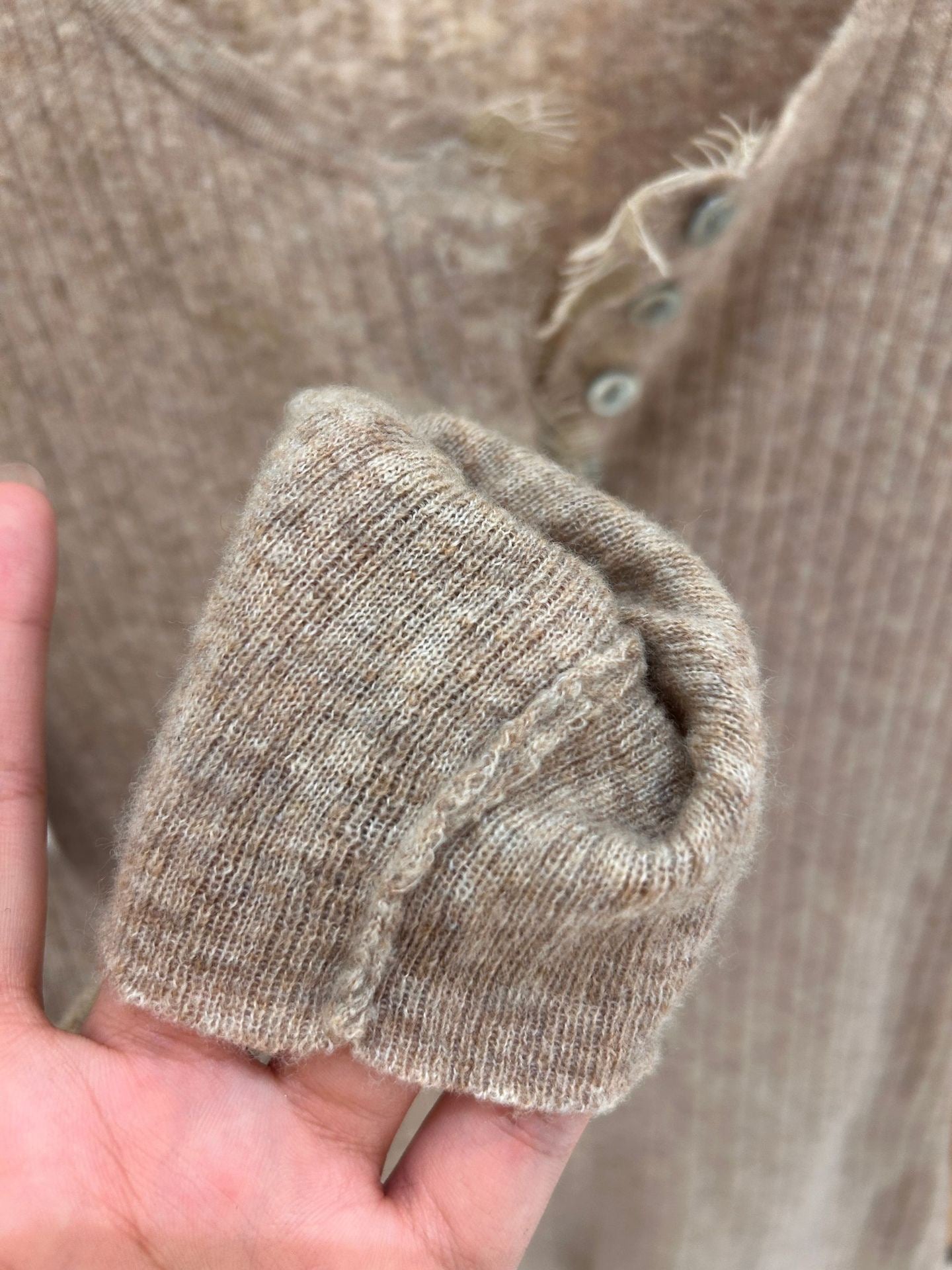[Versatile] V-Neck Lace Basic Top