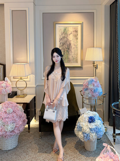 [Coquette] Chiffon Lace V-neck Blouse with Belt (Q1209)