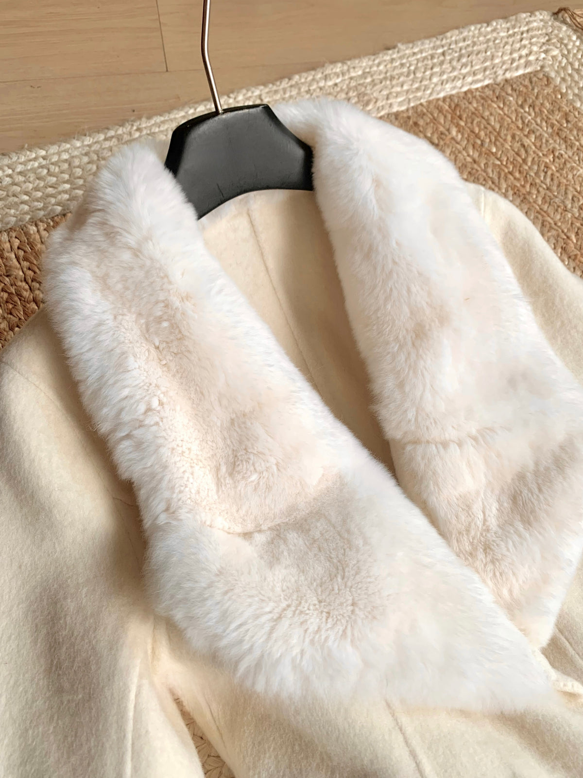 ⁠[Stylish] Fox Fur Collar Belted Double-Faced Wool Short Coat (YRDY-022)⁠