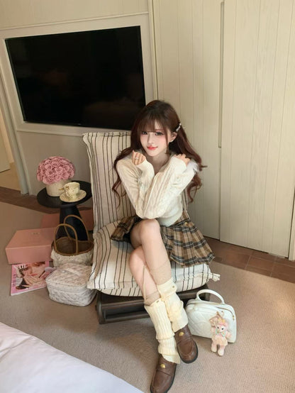 [Fluffy] Wool Cardigan with Fox Fur Hood