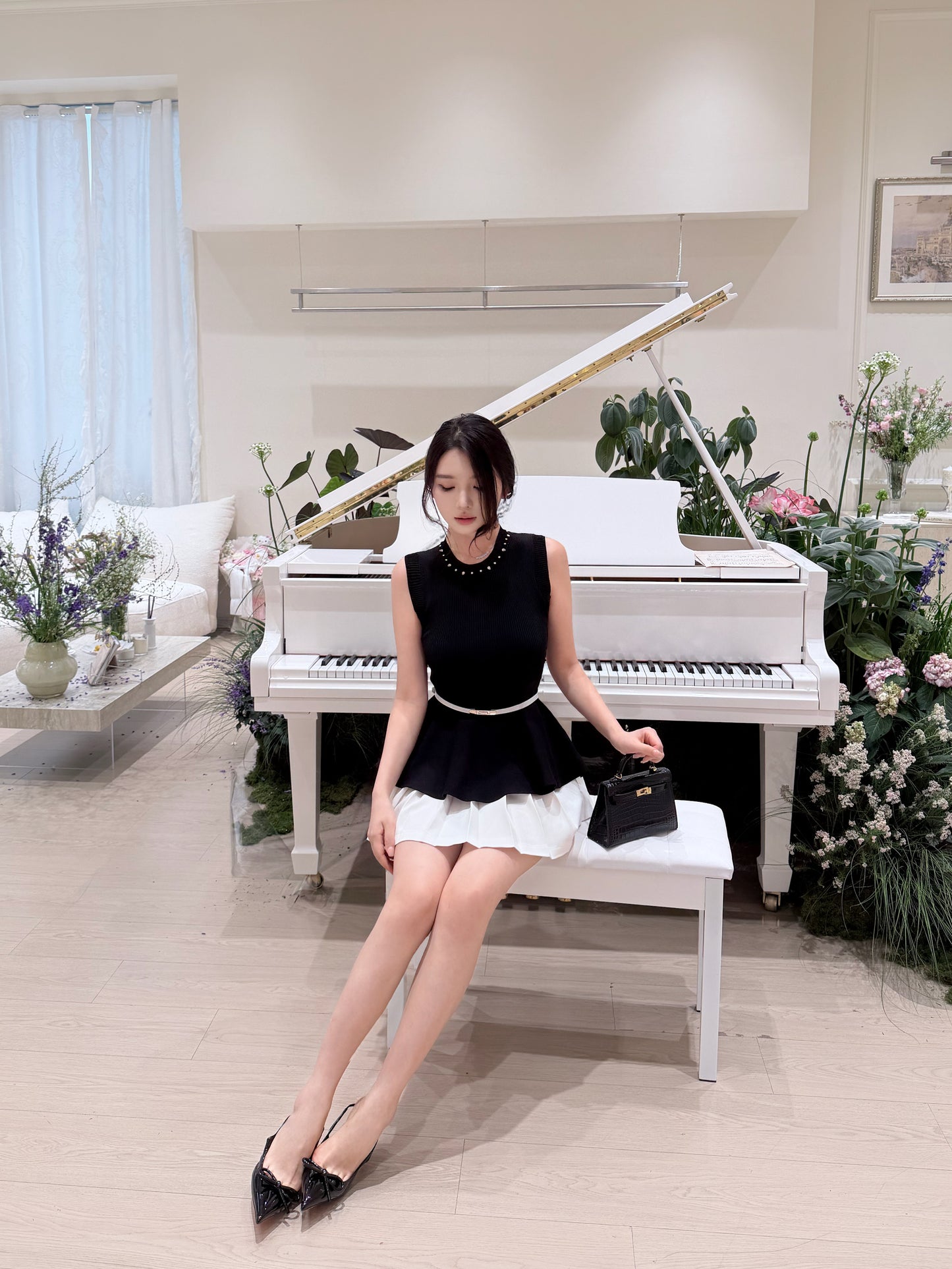 [Chic] Low Rise Pleated Schoolgirl Skirt (QF085)