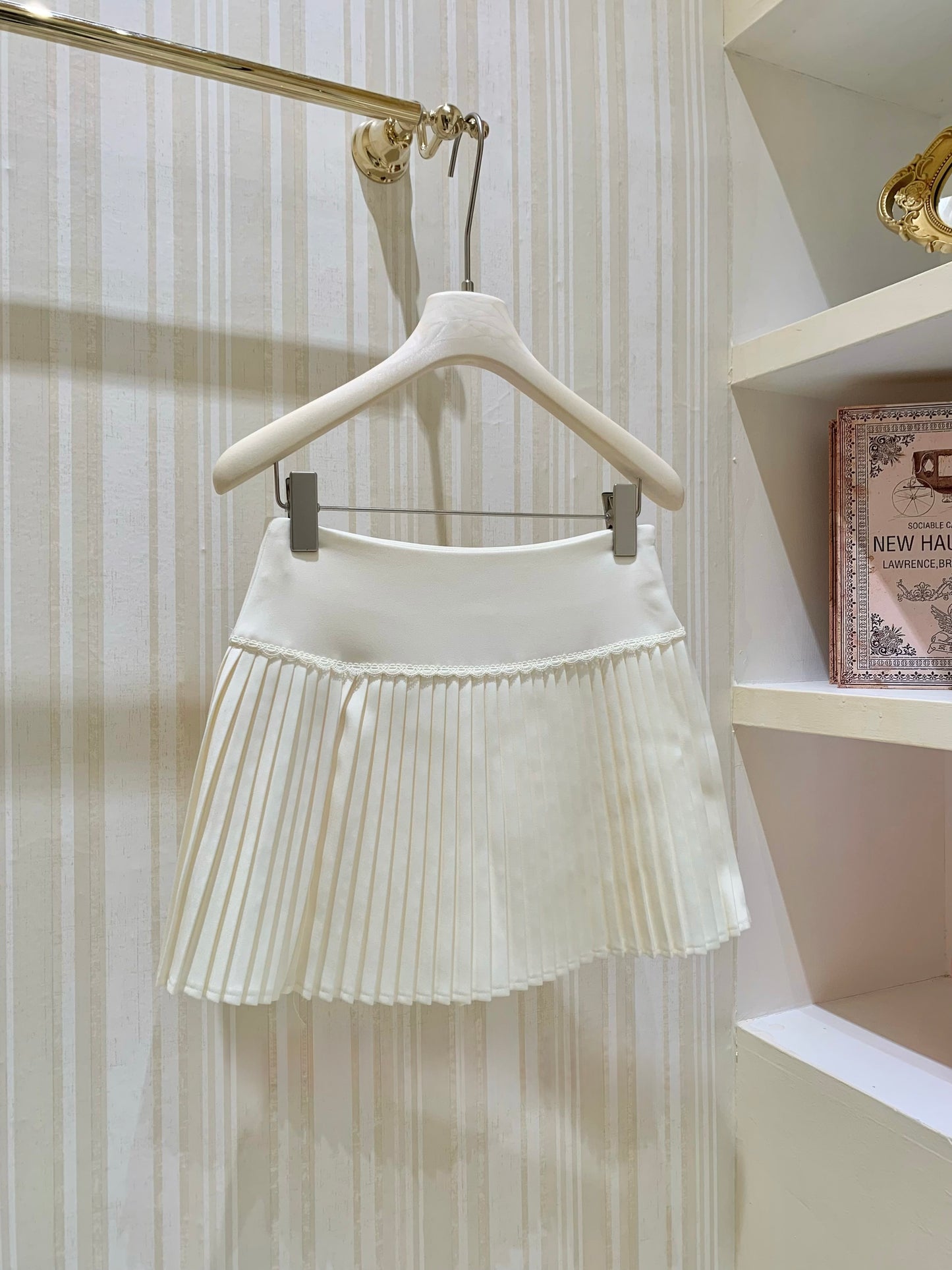 [Cute] Pleated Mini Skirt (Q1028)