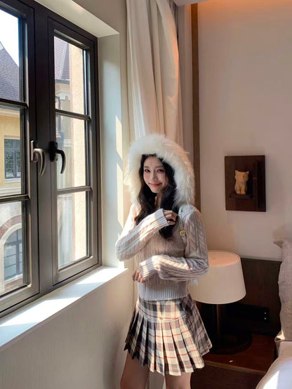 [Fluffy] Wool Cardigan with Fox Fur Hood