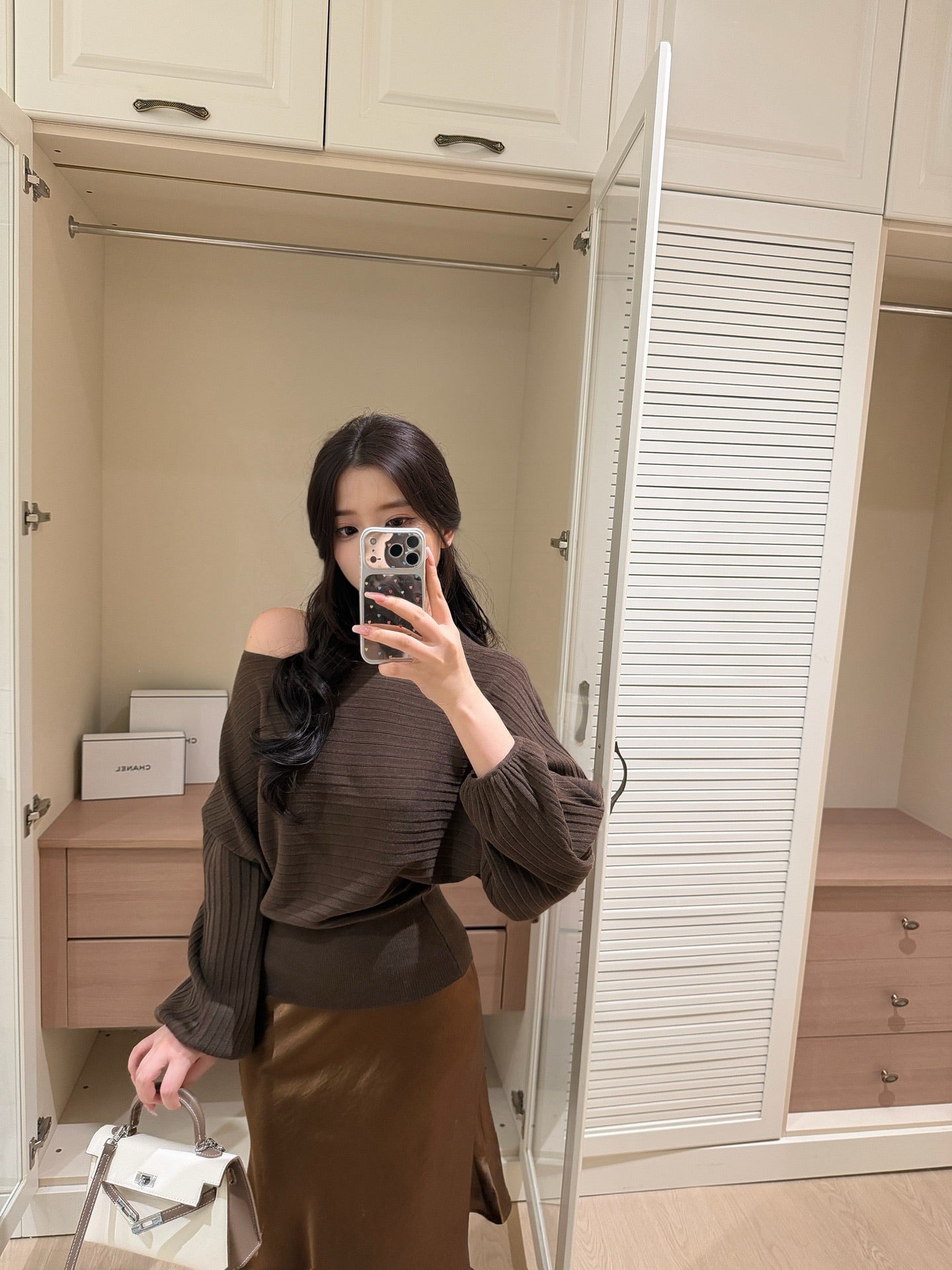 [Dating] Off-Shoulder Batwing Knit Top with Belt (QH-022)