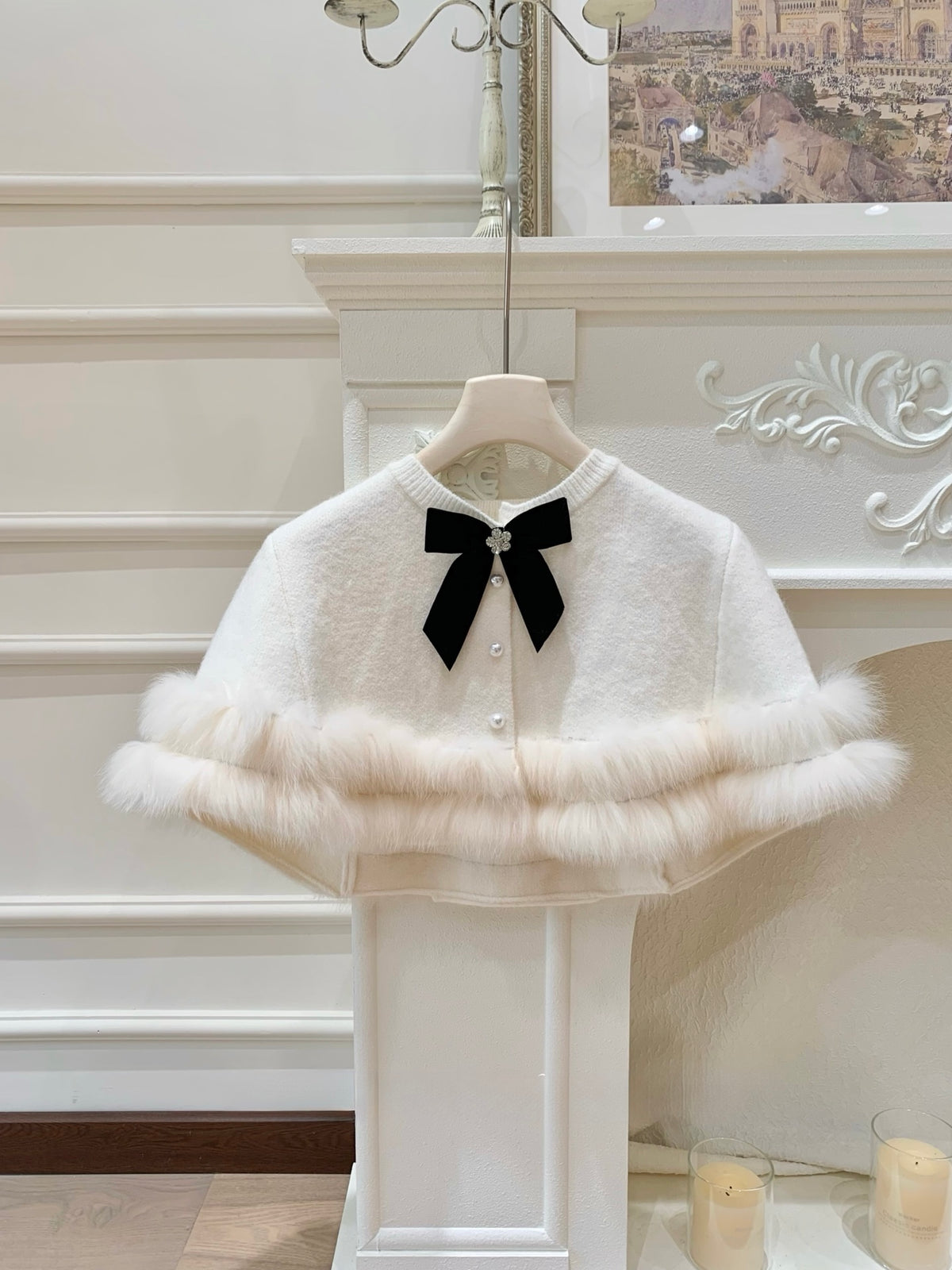 [Elegant] Fox Fur Trim Velvet Bow Cape (QH-081)