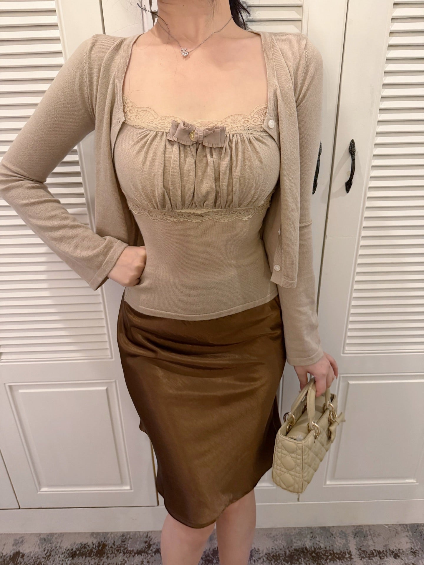 [Elegant] Lace Trim Satin High-Waist Midi Skirt (Q1355)