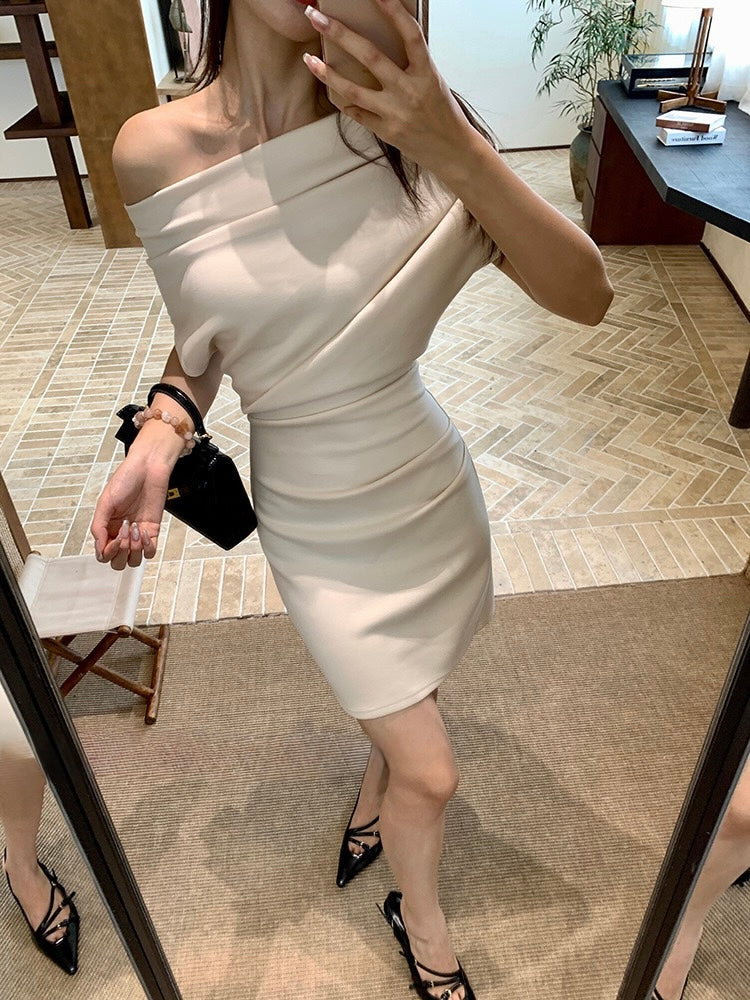 [Girly] Off-shoulder Fitted Dress