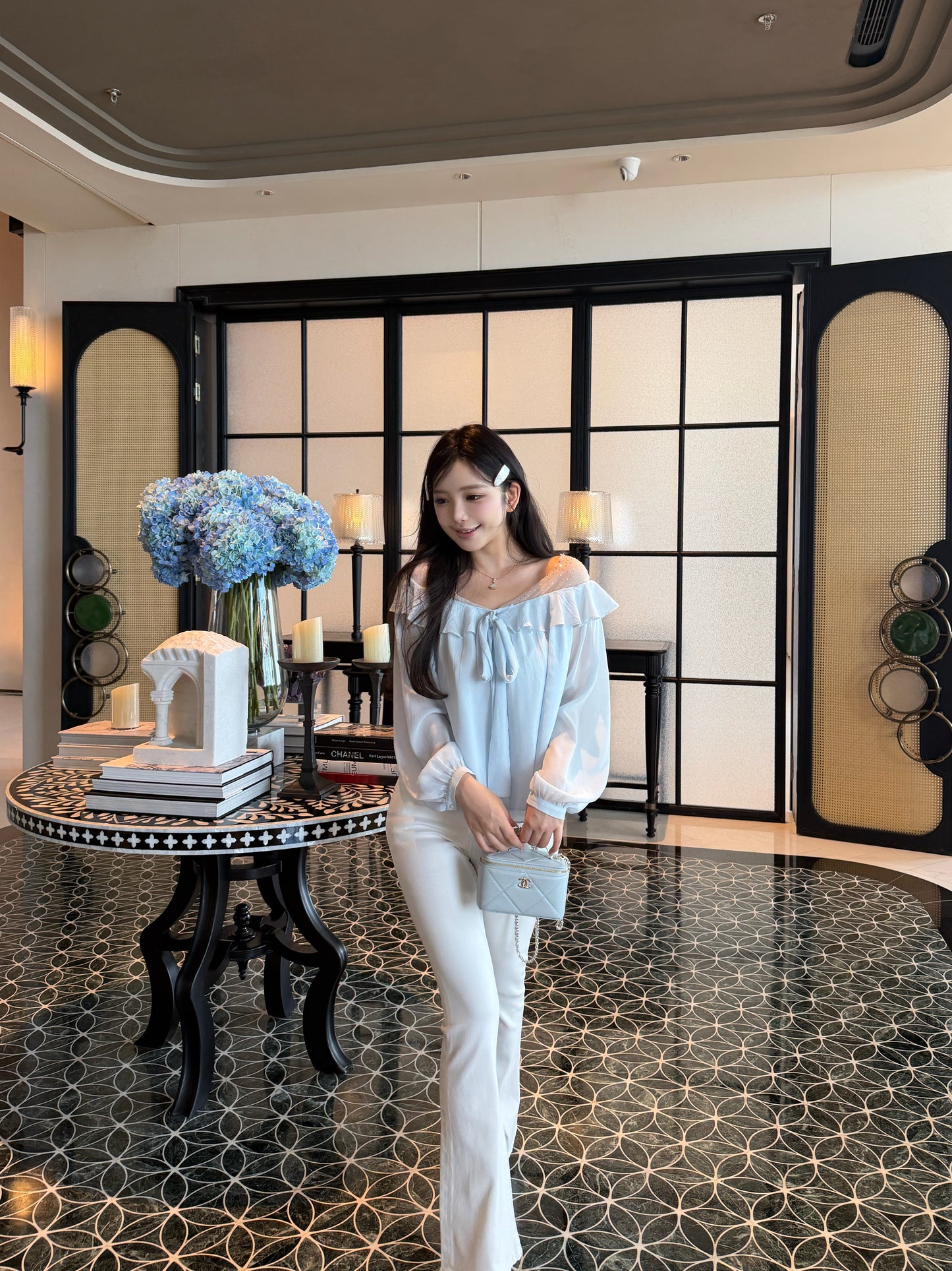 [Bling Bling] Girly Ribbon Blue & White Top (Q089)