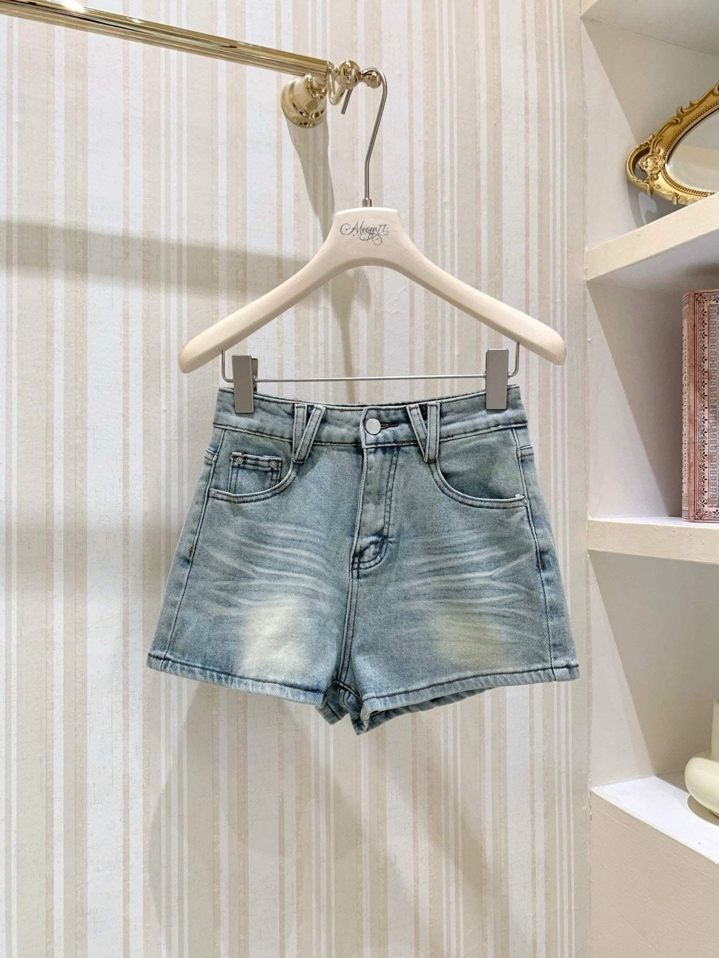 [Y2K] High-Waisted Sparkly Denim Shorts (QF095)