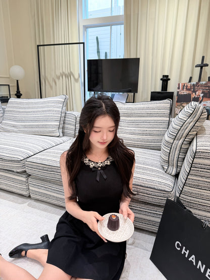 [Bestseller] Pearl beaded Slimfit One-piece Dress (QF005)