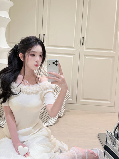 [Girly] Off-shoulder Knitted Green & Beige Top (QF008)