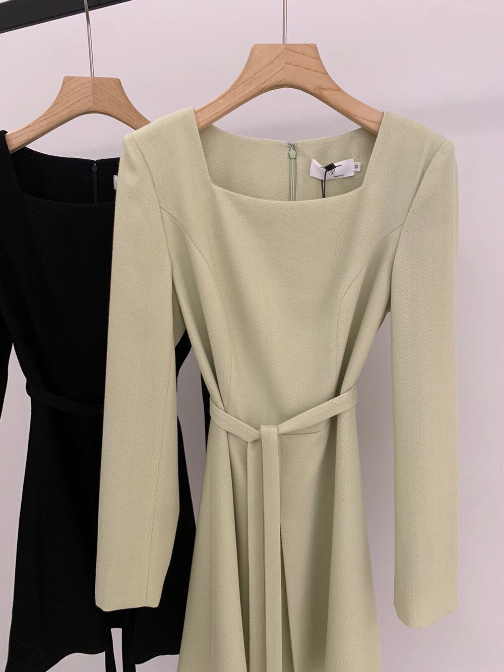 [Elegant] OL Long-Sleeve Dress (with belt)