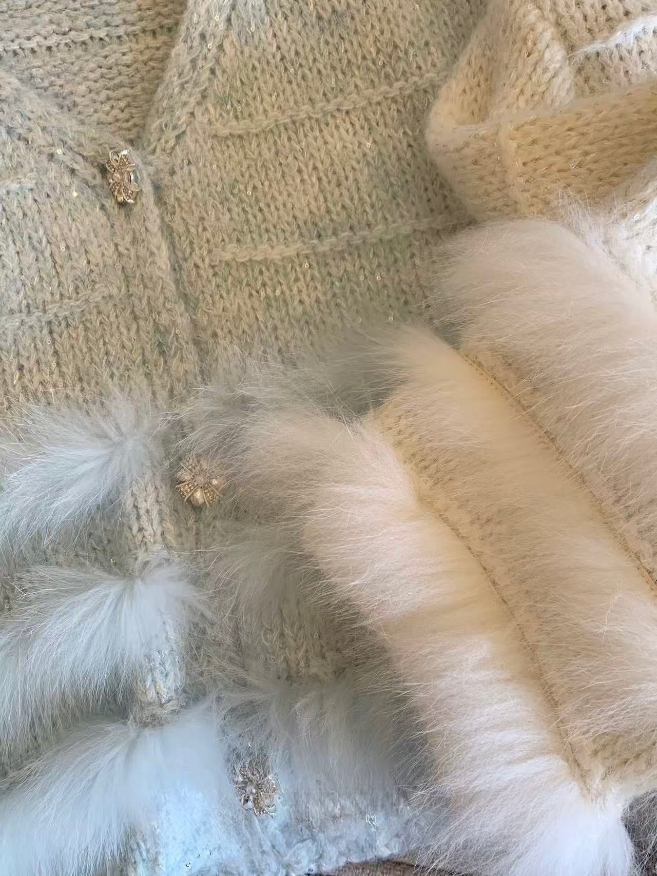[Fluffy] Fox fur + Wool Cardigan