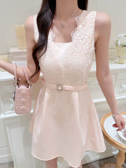 [Elegant] Sleeveless V-Neck Lace Cocktail Dress (Q1210)