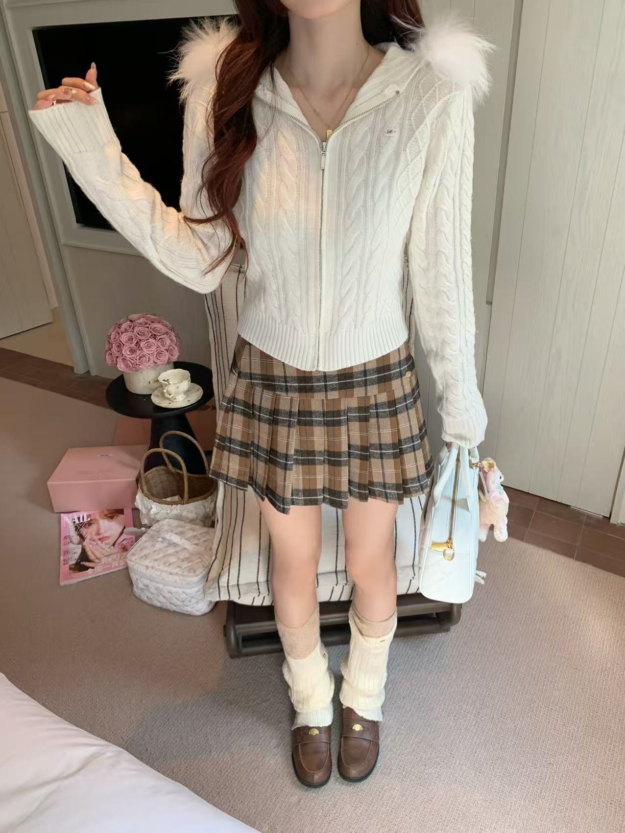 [Fluffy] Wool Cardigan with Fox Fur Hood