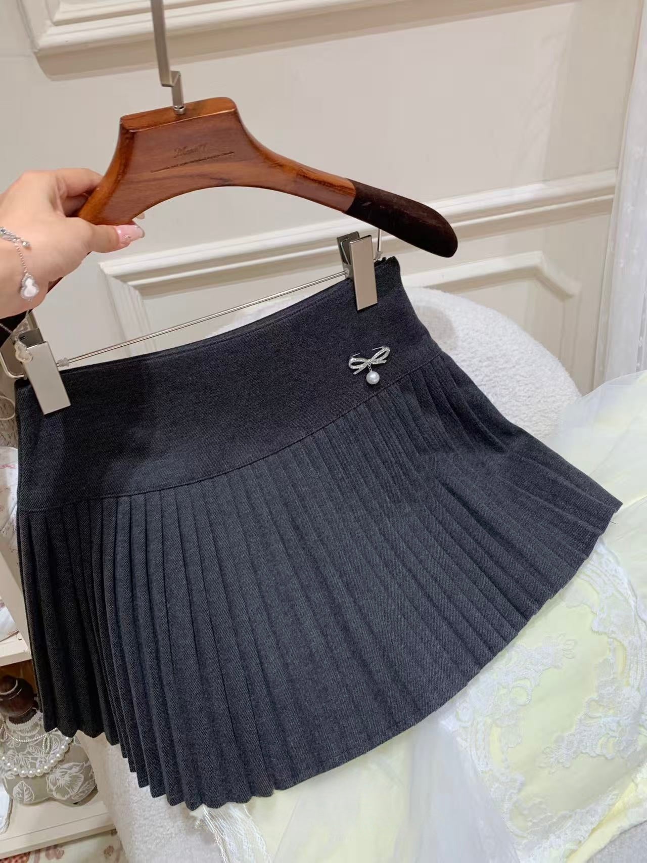 [Celebrity] Woolen Pleated Skirt
