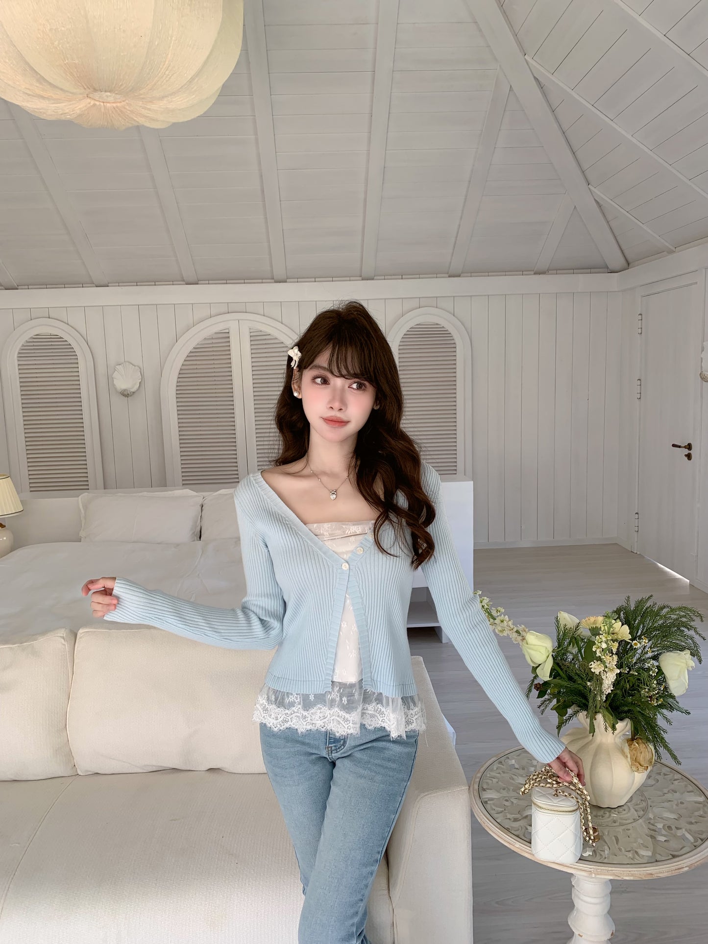 [Versatile] Lace V-neck Knitted Top