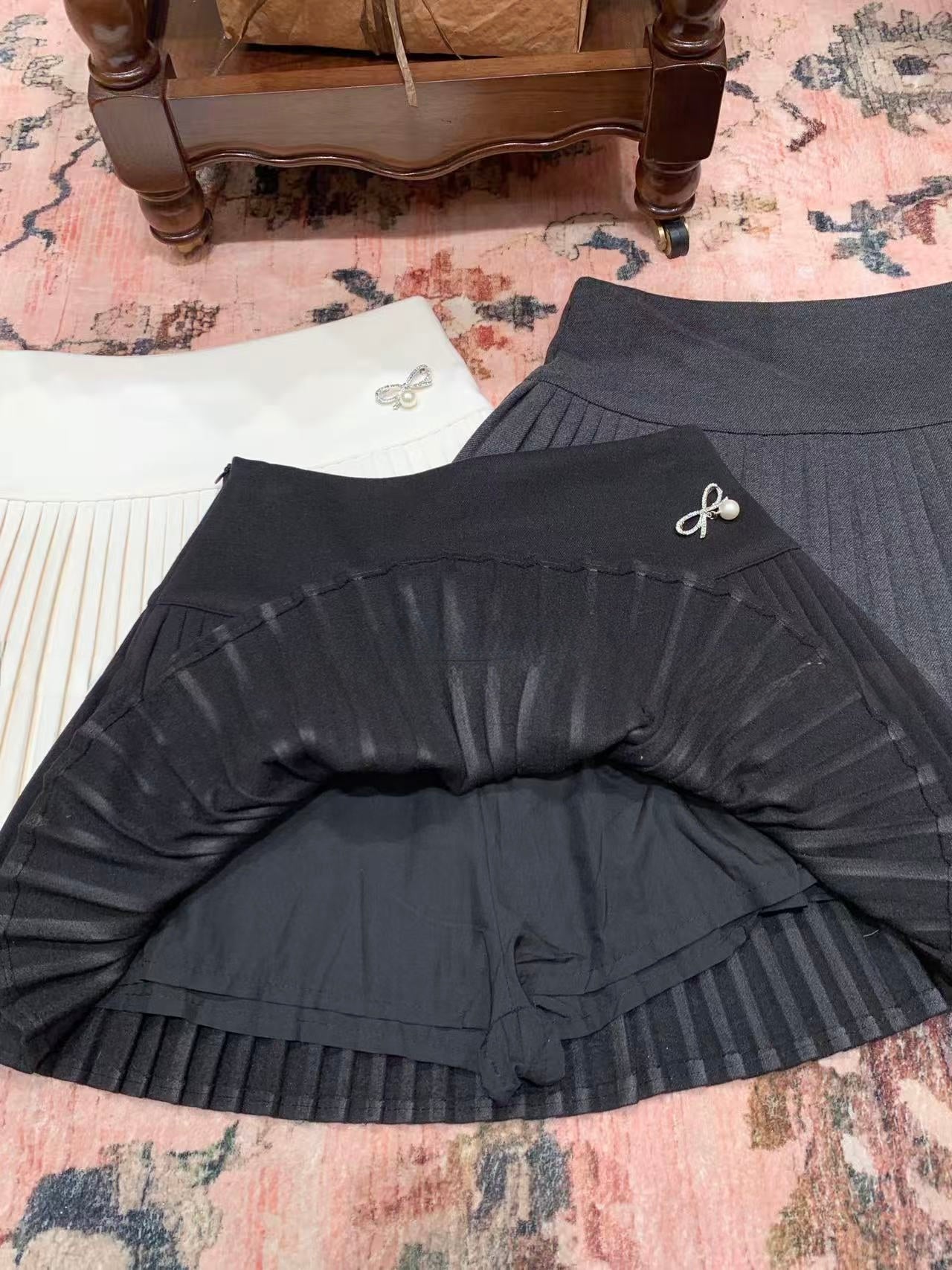 [Celebrity] Woolen Pleated Skirt