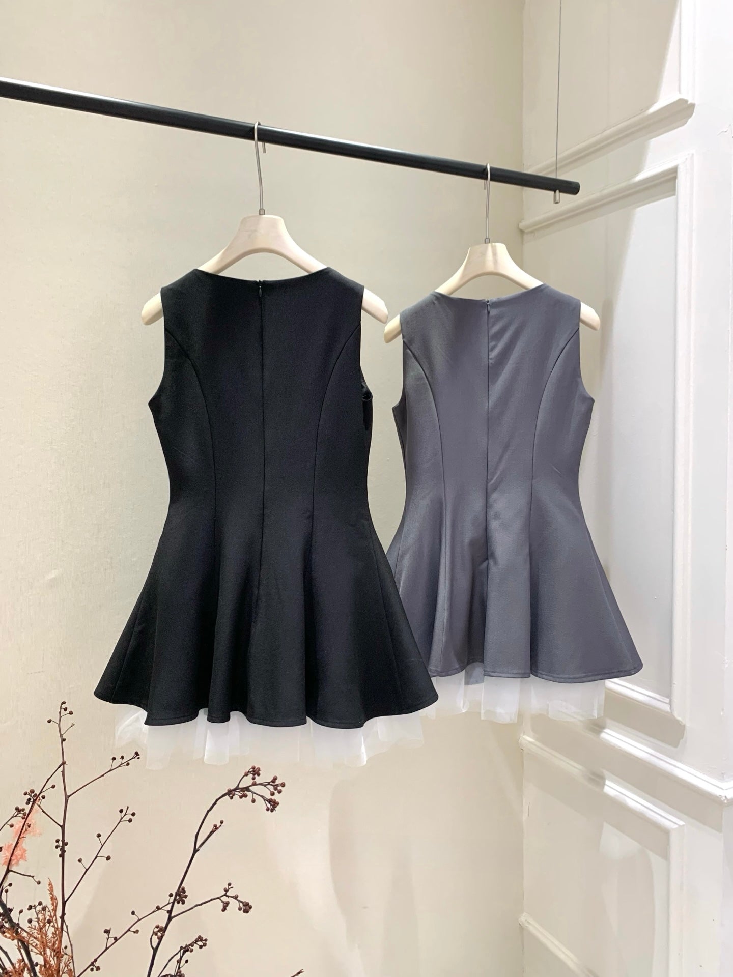 [Coquette] Pearl Beaded U-Neck Bow Mini Dress with Tulle Hem (Q1510)⁠