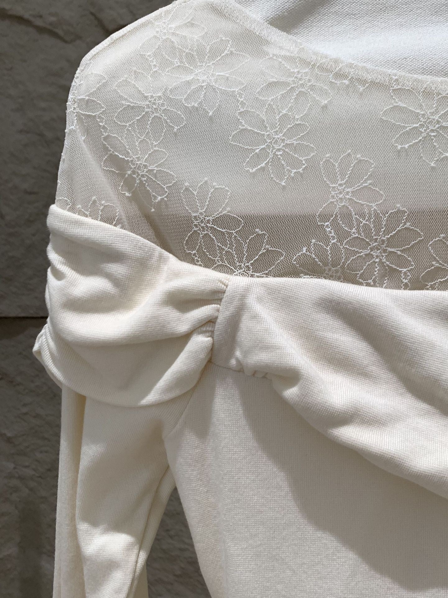 [Stylish] White Label Lace 28%Wool Top