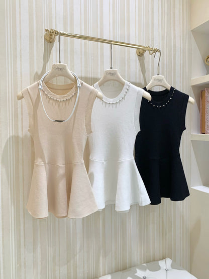 [Chic] Waist-Flare Sleeveless Knit Blouse with Belt (QF080)